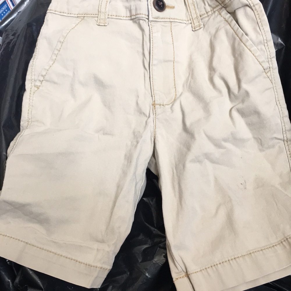 FINAL MARKDOWN Boys Oshkosh shorts 6